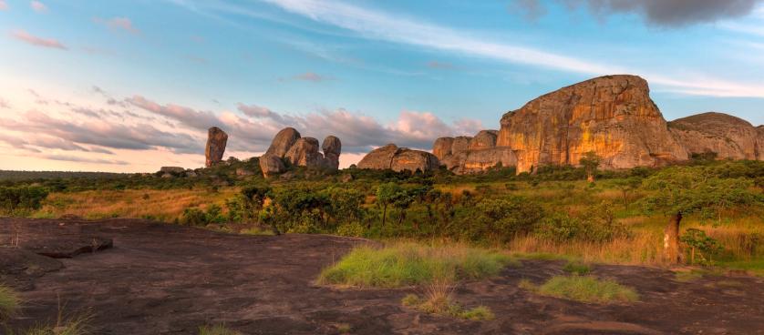Angola header